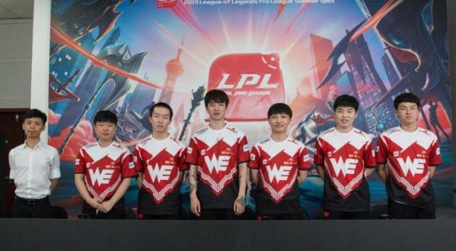 通过社区活 通过社区活