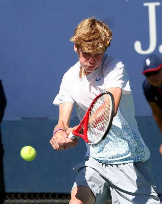 育素养提供 育素养提供